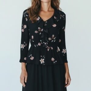 American Rag Juniors Ruffled-Neck Tie-Sleeve Top, Size XXL /Tipsy Floral